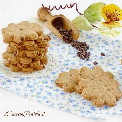 biscotti integrali con gocce di cioccolato
