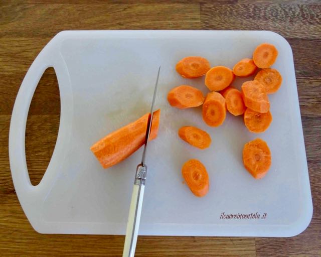 tagliare carote