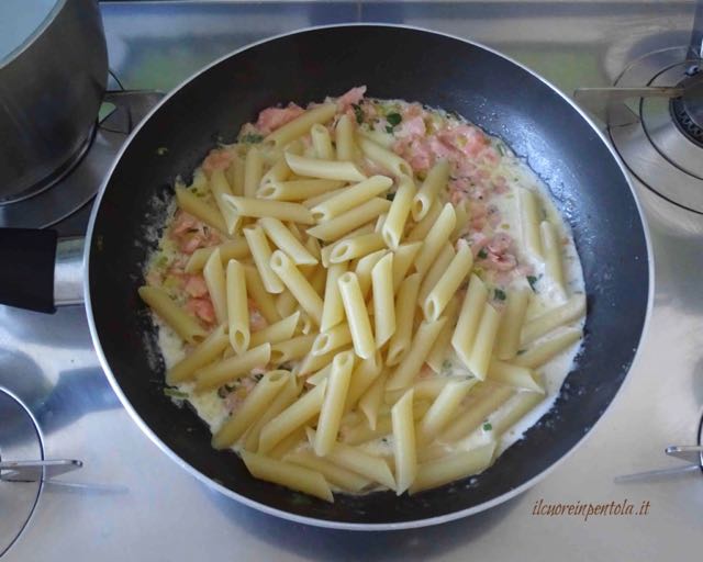 cuocere pasta