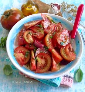 insalata di pomodori