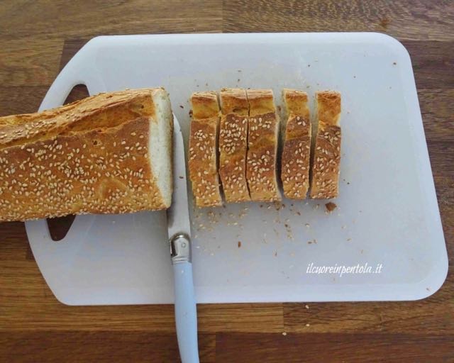 affettare pane