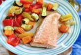 salmone al forno con verdure